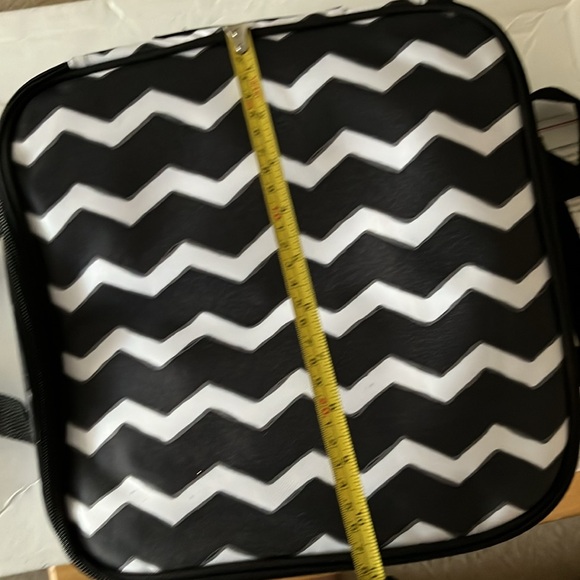 Thirty One water resistant Bag - Picture 5 of 5